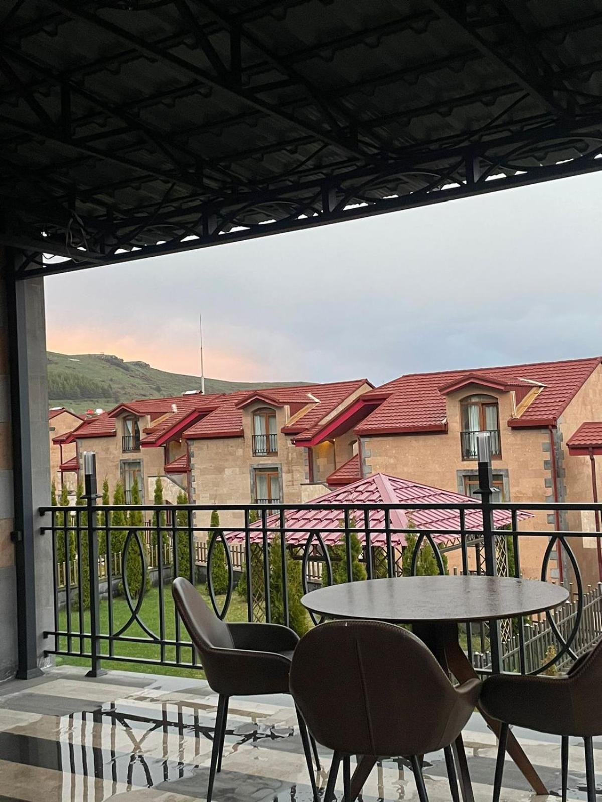 Marrone Hotel Tsaghkadzor Luaran gambar